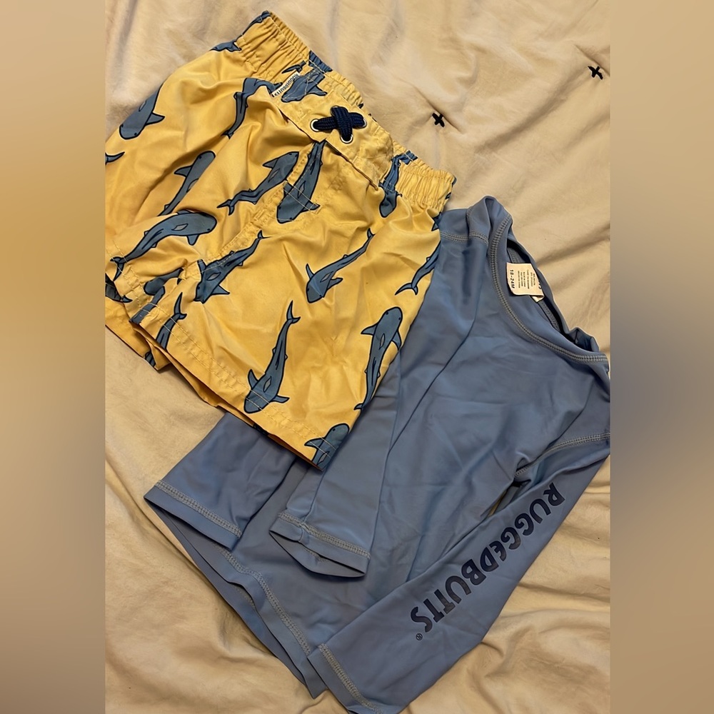 Toddler boys swimsuit with spf shirt